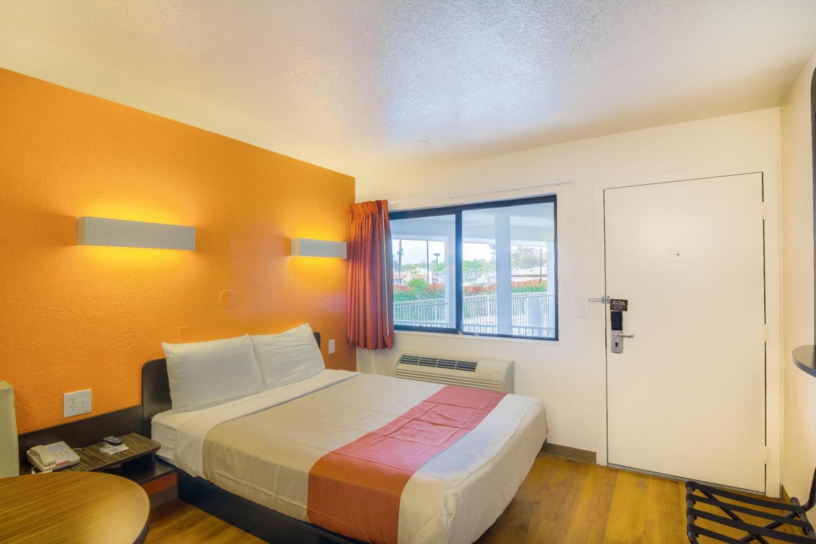 Motel 6-Camarillo, CA