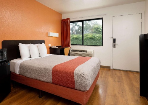 Motel 6-Camarillo, CA image 31
