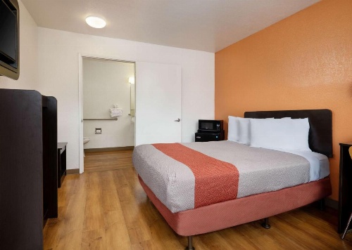 Motel 6-Camarillo, CA image 32