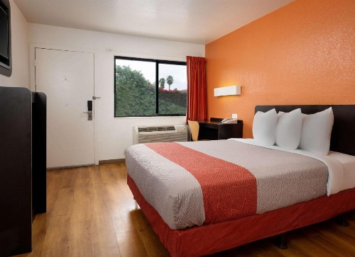 Motel 6-Camarillo, CA image 33
